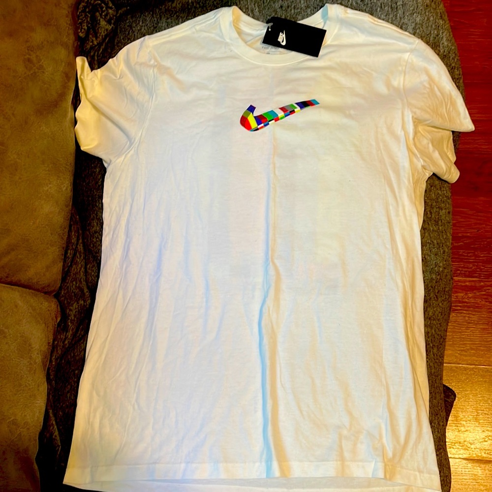 Man’s Nike T-shirt size large